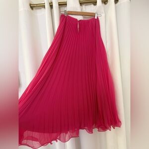 H&M Vibrant Pink A-Line pleated long Skirt new